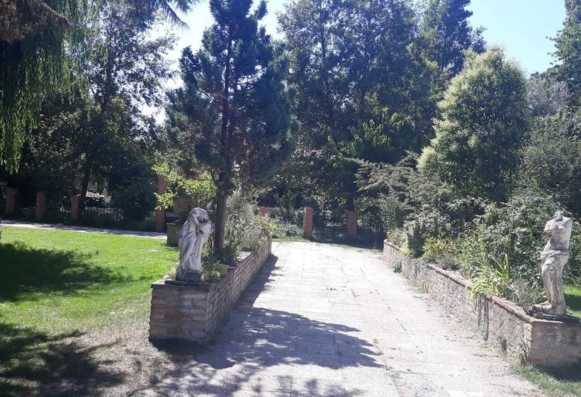 فندق فئة نجمة واحدة La Ribera