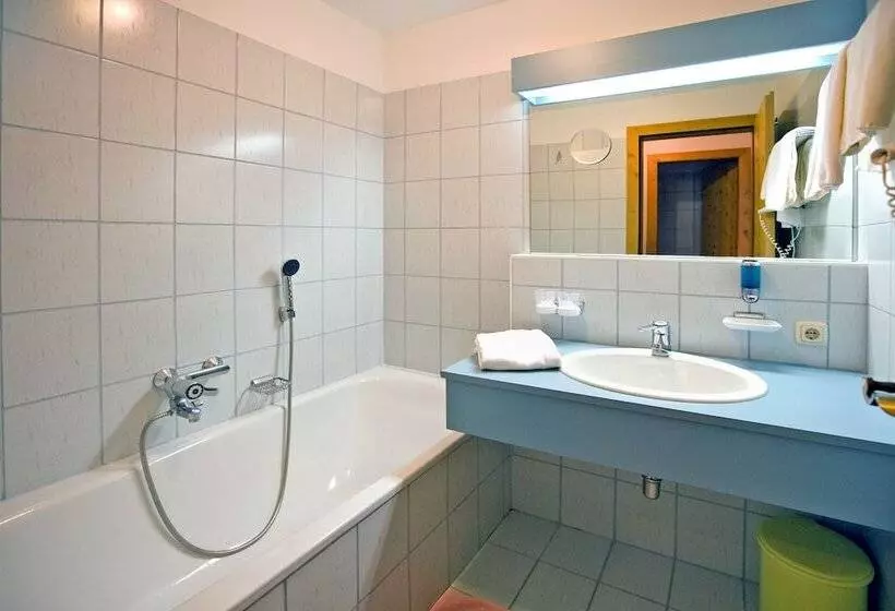 هتل Appartement Similaun