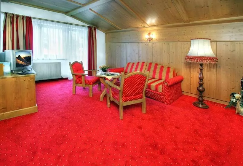 هتل Appartement Similaun