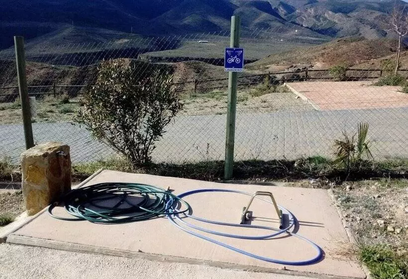 Hotelli Camping Almocita