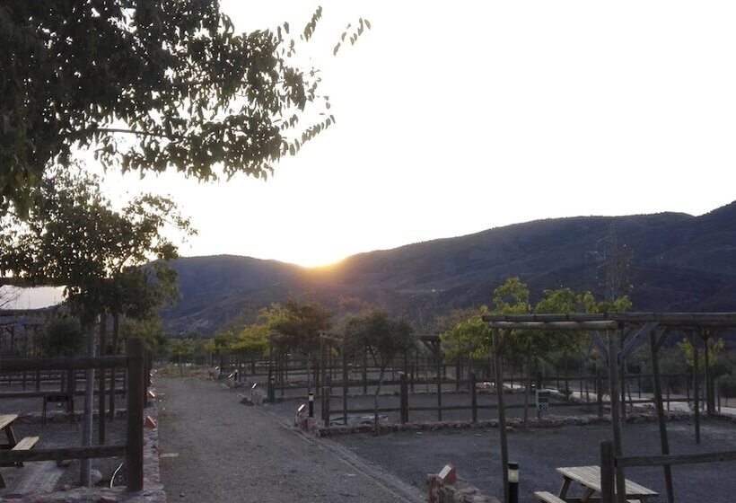 ホテル Camping Almocita