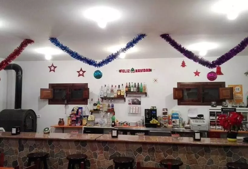 Hotelli Camping Almocita