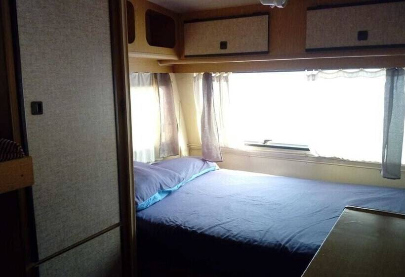 ホテル Camping Almocita