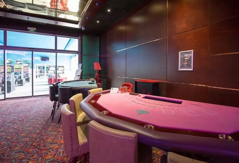 Hotelli Du Casino De Capvern