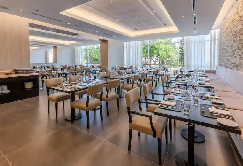 Hotelli Hilton Garden Inn Neuquen