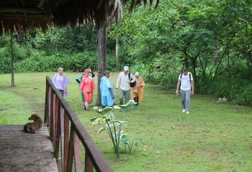 فندق Tropical Adventures & Expeditions