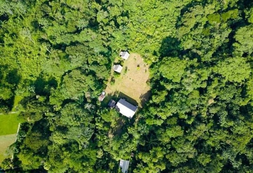 فندق Tropical Adventures & Expeditions