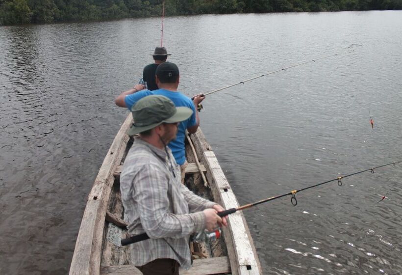 فندق Tropical Adventures & Expeditions