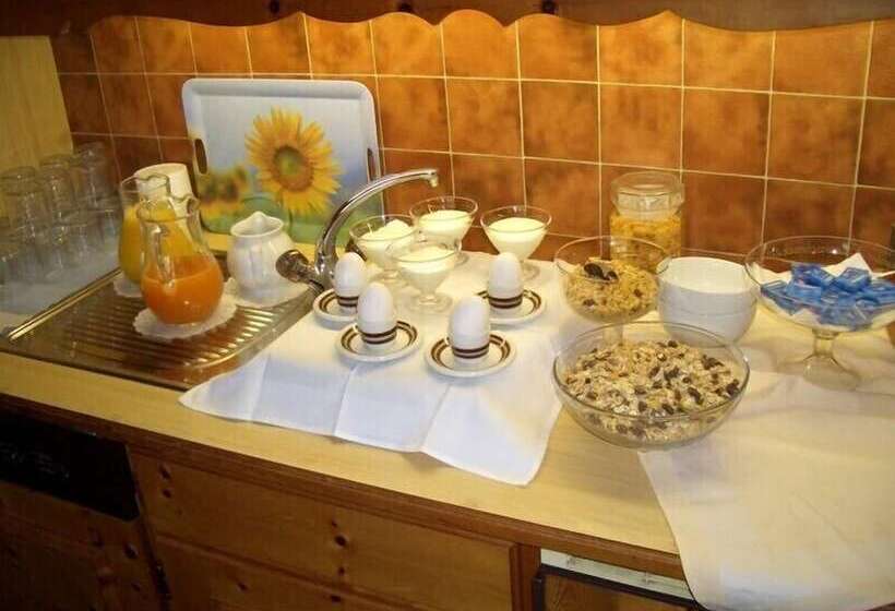 Пансион Gästehaus Burgi