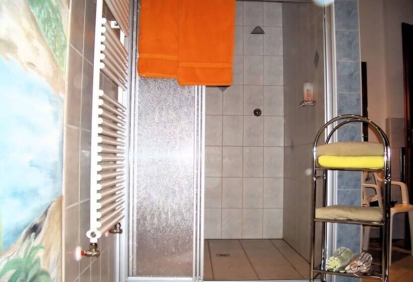 Пансион Gästehaus Burgi