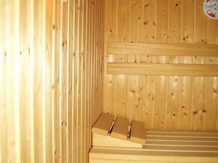 ペンション Gästehaus Burgi