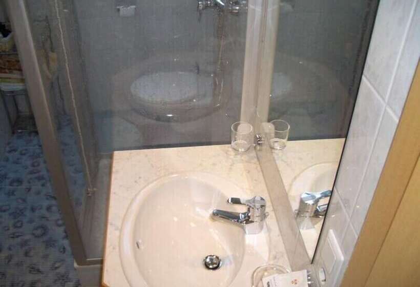 Пансион Gästehaus Burgi