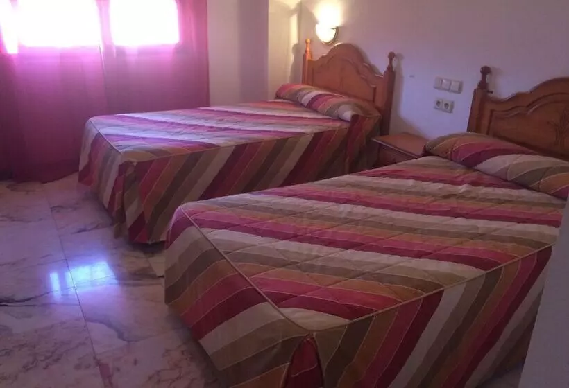 Majatalo P Residencia Pividal