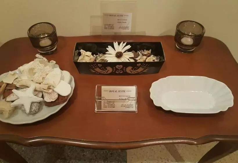 پانسیون Royal Suite