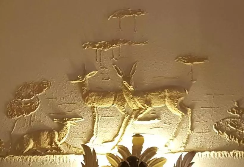 پانسیون Royal Suite