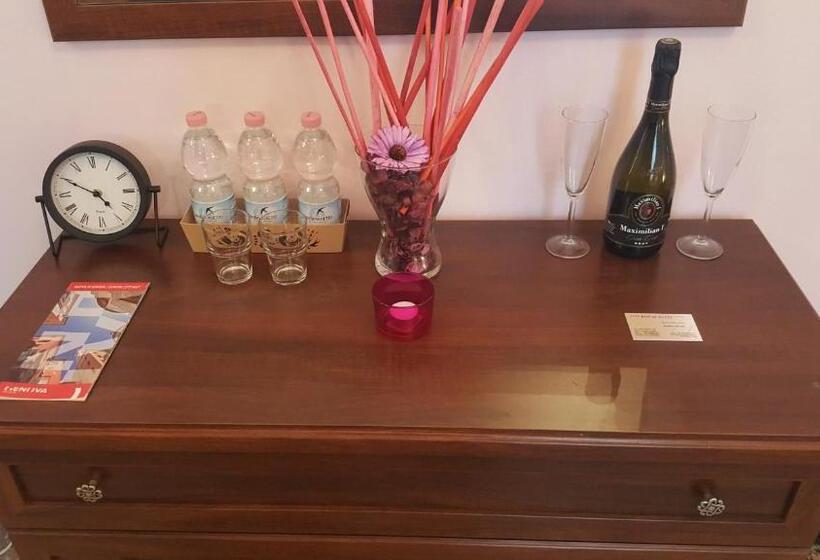 پانسیون Royal Suite