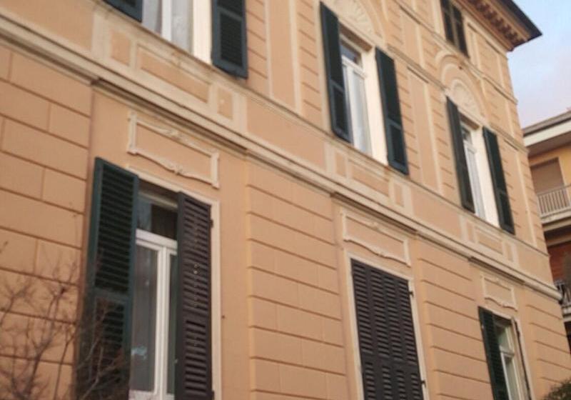 پانسیون Royal Suite