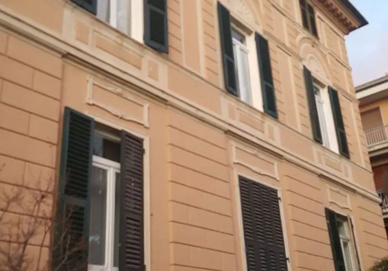 پانسیون Royal Suite