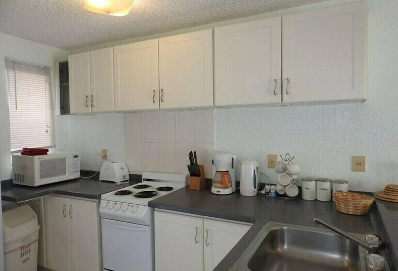 Villa 251b At Jolly Harbour