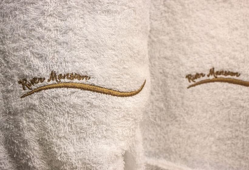 住宿加早餐  River Mansion Spa