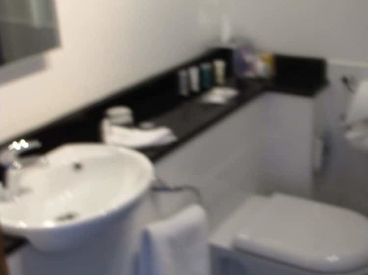 客栈  Rose & Crown