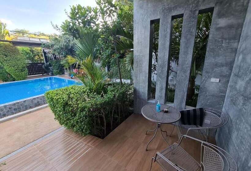 هتل Baanmee Phuket Sha Plus