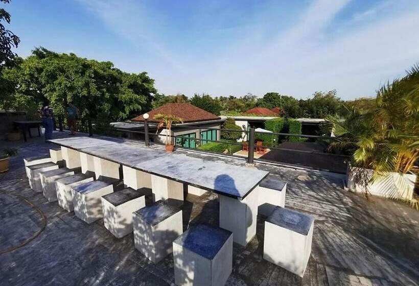 هتل Baanmee Phuket Sha Plus