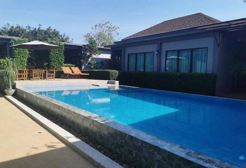 هتل Baanmee Phuket Sha Plus