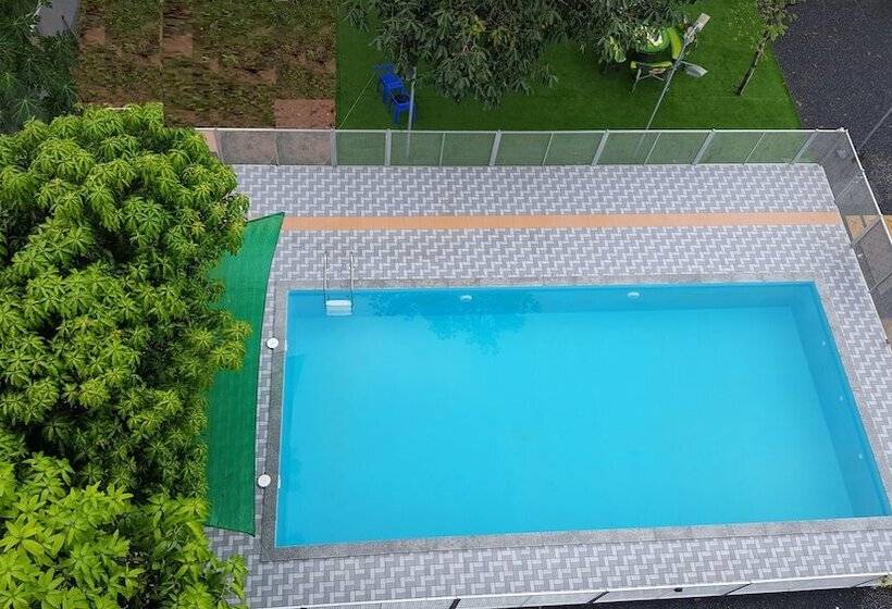 فندق Ban Thanyanan Resort