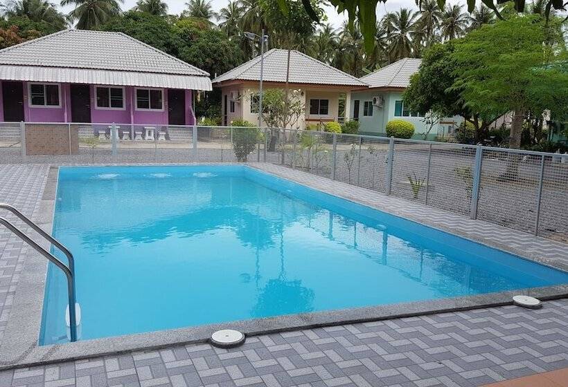 فندق Ban Thanyanan Resort