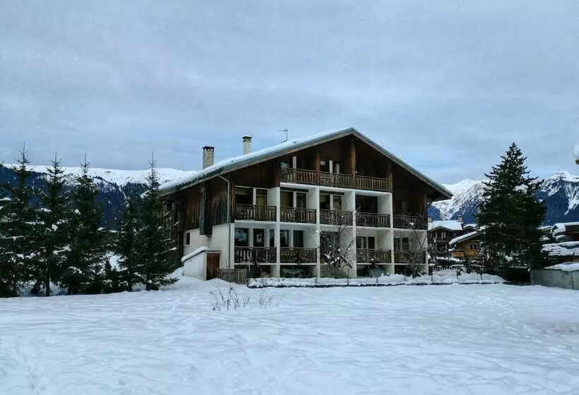 Hotelli La Maison Les Peupliers