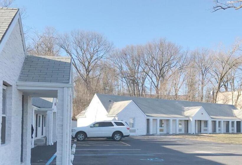 汽车旅馆 Ramsey Inn & Suites