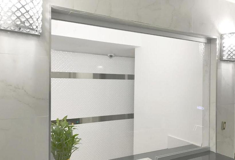 汽车旅馆 Ramsey Inn & Suites