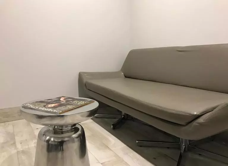 Motelli Ramsey Inn & Suites