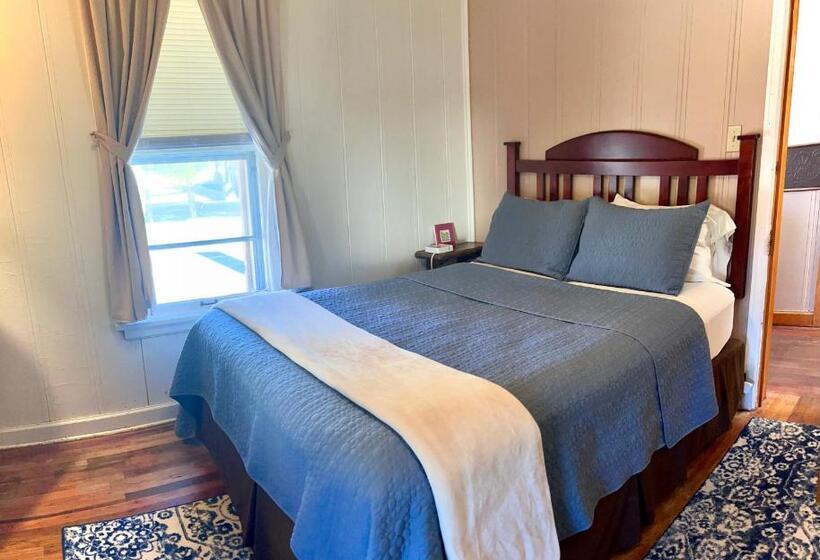 汽车旅馆  The Hotel Eastin