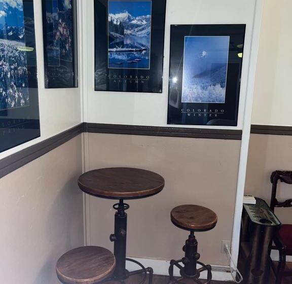 汽车旅馆  The Hotel Eastin