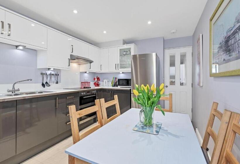 Park View House   By My Getaways