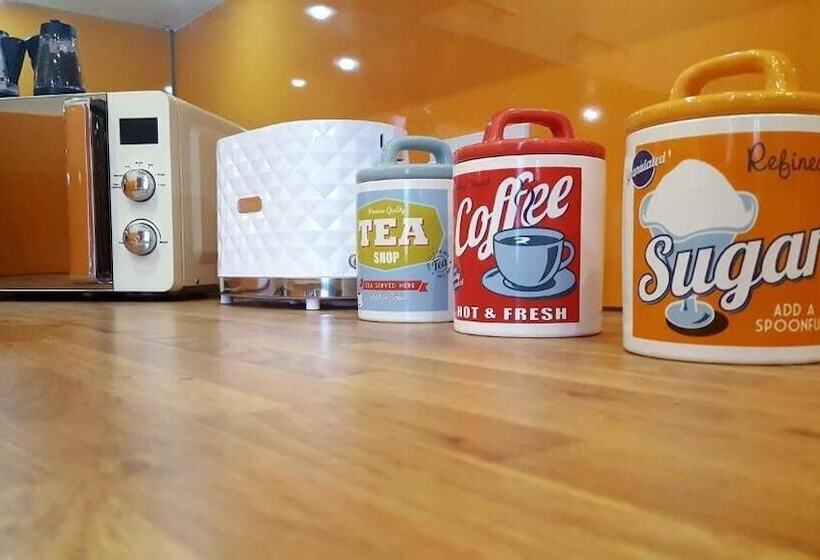 بنسيون Liverpool At Gloucester Road