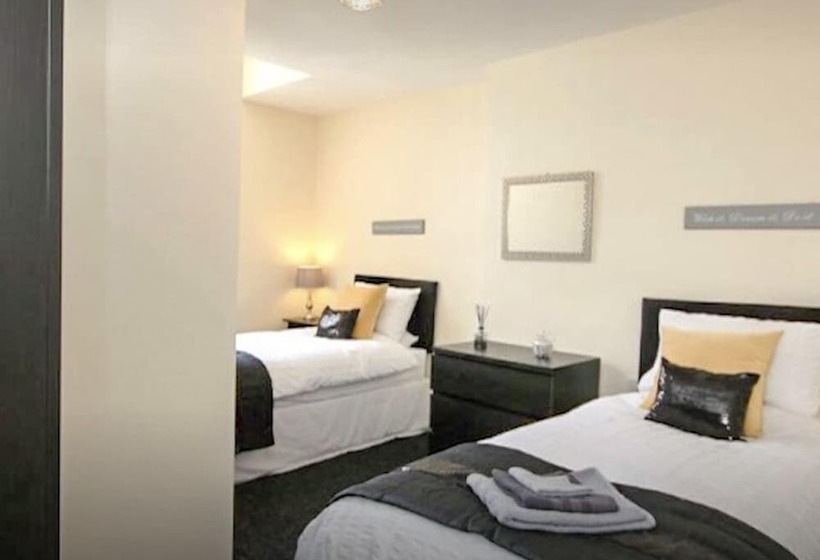 بنسيون Liverpool At Gloucester Road