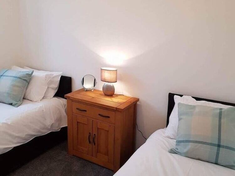 بنسيون Liverpool At Gloucester Road