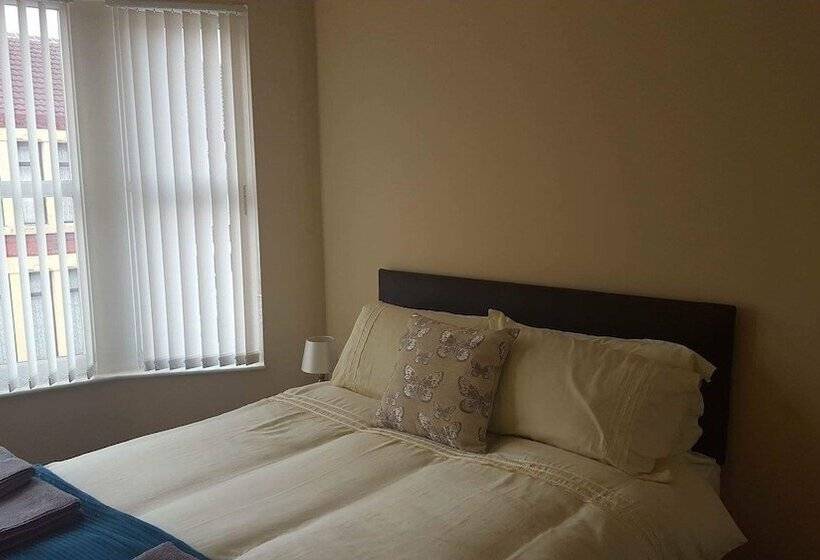 بنسيون Liverpool At Gloucester Road