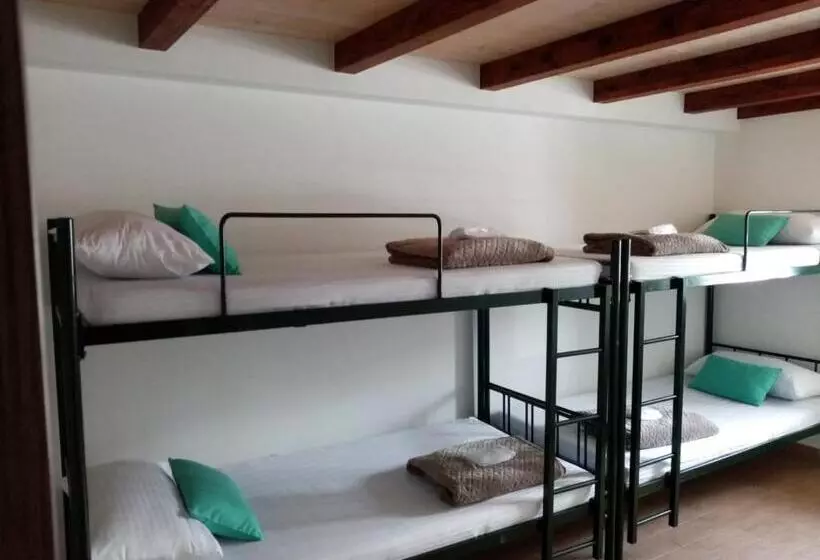 Albergue Oasis
