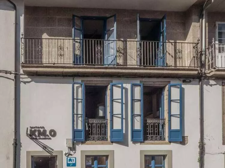 Retkeilymaja Santiago Km 0