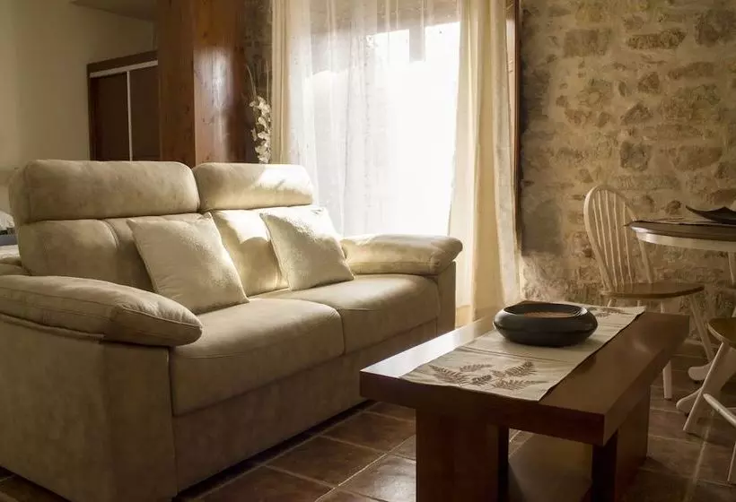 Alojamientos Victoria S.l