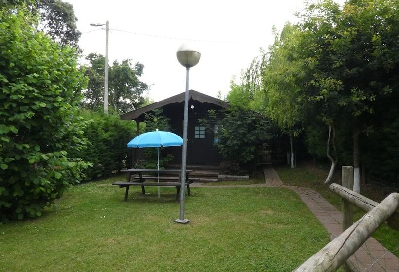 Cabañas De Cabárceno