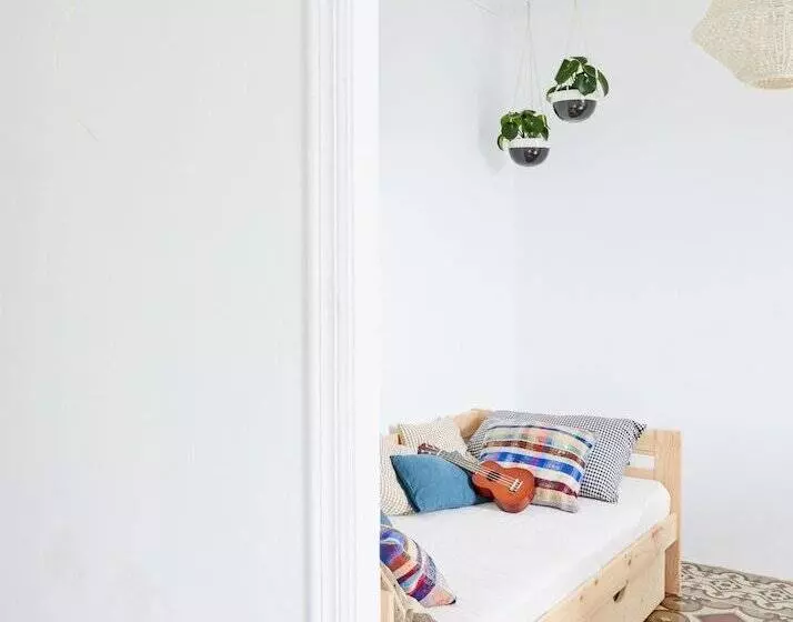 Caión Surf House   Hostel