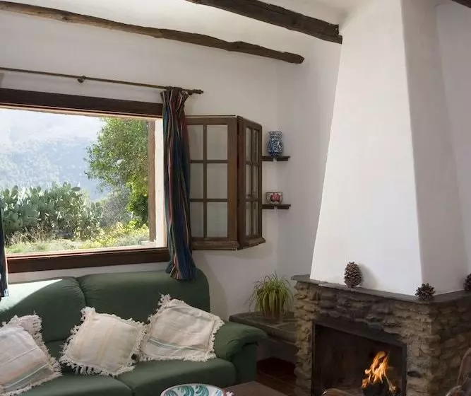 Cortijo Puerta Casa Delia