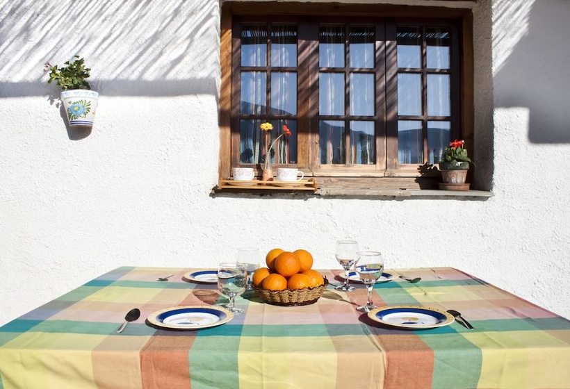 Cortijo Puerta Casa Delia