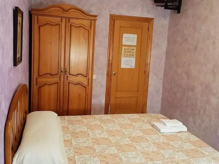 Hostal El Paso
