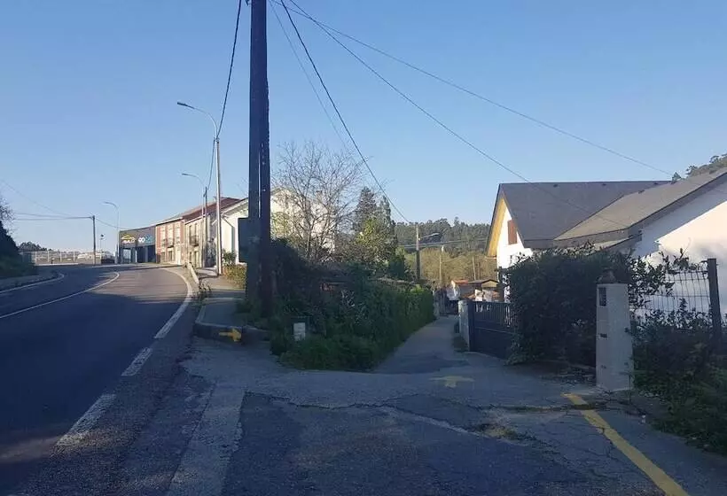 簡易ホテル Estrella Do Camiño